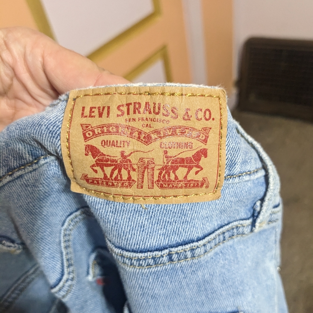 Levi high rise skinny jeans